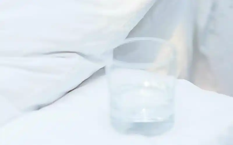 白色系小清新唯美高清桌面壁纸图片