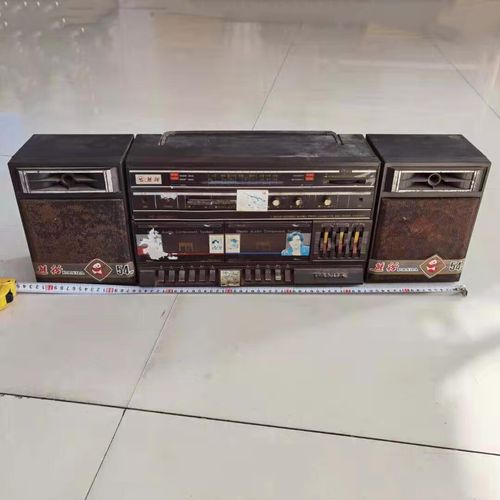 jphznb80年代老物件怀旧主题老式收音机旧录音机磁带机老电视机装饰