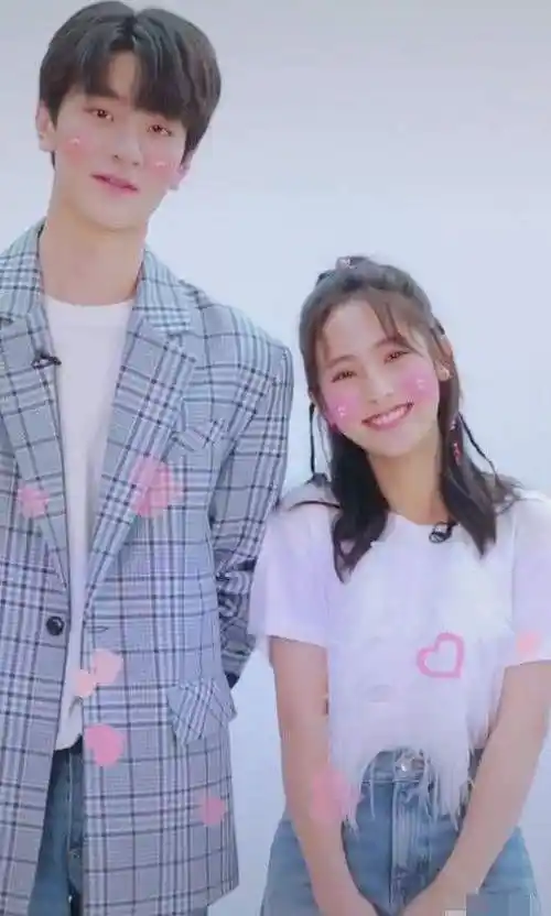 原创邢菲只是艺名原名若不改与林一成情侣名比张若昀还甜