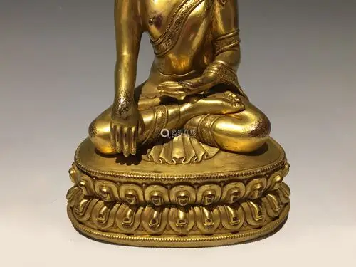 明代铜鎏金释迦摩尼坐佛