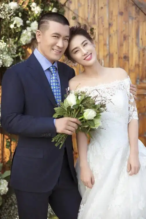 黄圣依和杨子什么关系保定杨子的豪门情事