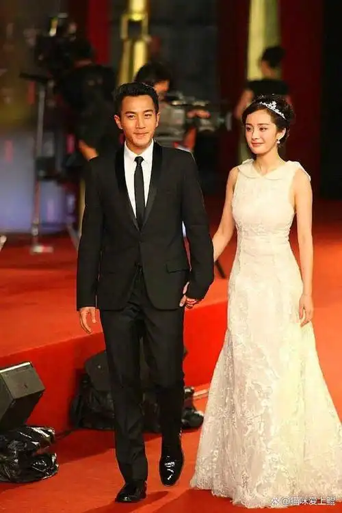 杨幂含泪说出实情!注意刘恺威的态度,网友:真让人心酸