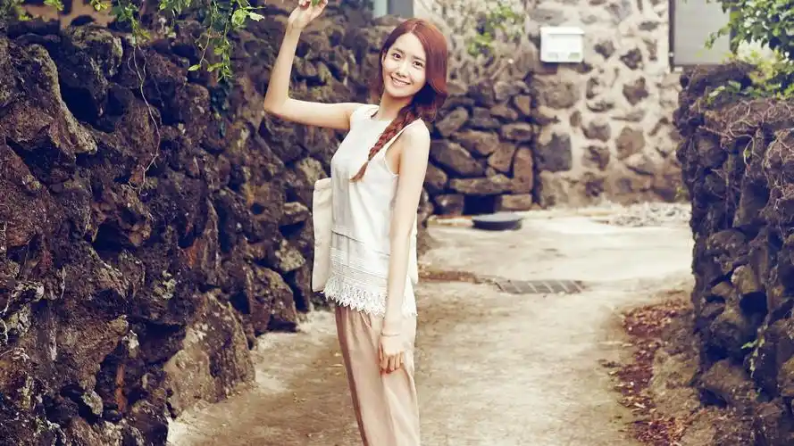 林允儿清新女神yoona明星风尚壁纸