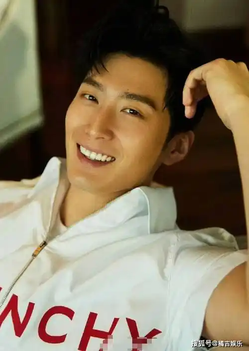 刘诗诗再次领衔主演,和窦骁一起,组成了超强的演员阵容.