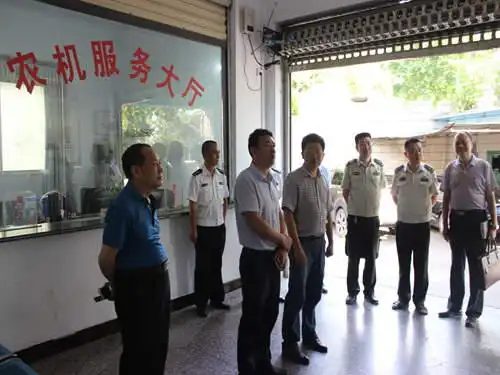 首页 > 地市信息联播  肖初海充分肯定了我县农机安全工作成效,指出