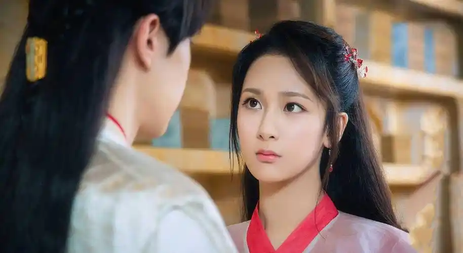 《家有儿女》张一山杨紫都火了,95后的尤浩然这些年拍了什么剧_电视剧