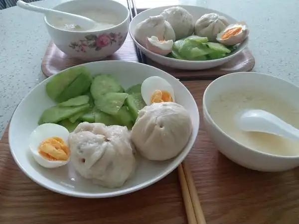 卜劳恩做的第二届早餐马拉松