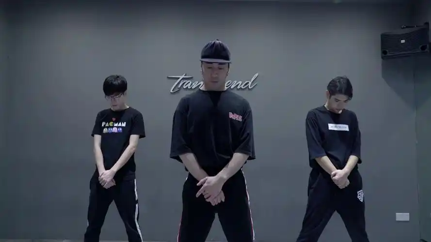 无处不起舞##口袋舞蹈#【白小白编舞《boom》爵士舞基本功训练组合】