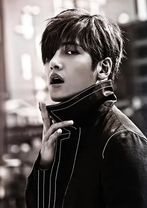 p>池昌旭,1987年7月5日出生于韩国京畿道,韩国男演员.