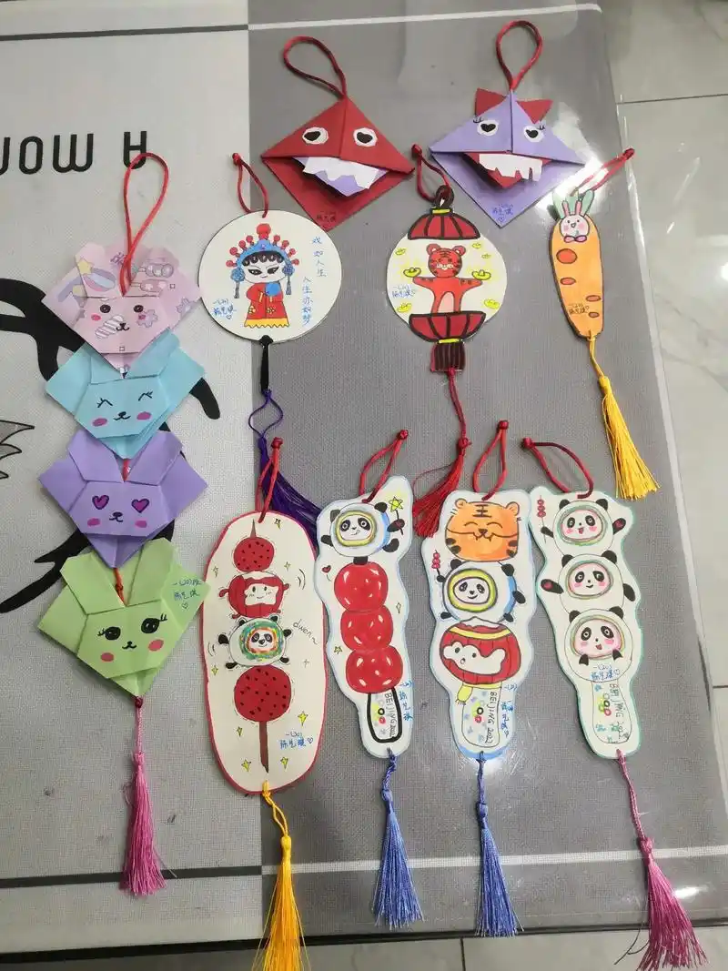 一年级 闺女的手工书签完成咯!#书签制作 #手工  - 抖音