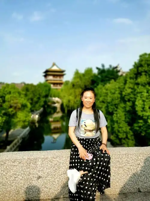 台儿庄古城风景优美,带上美女们潇洒转古城