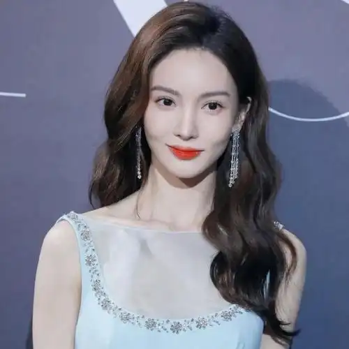 金晨头像|太美了一个人离开你的时候 不要问原因 你能想到的所有理由