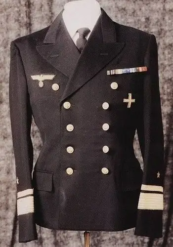 德国海军少校常服 袖星金色是将官