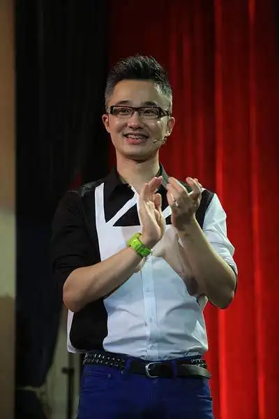 陈彦妃男友程雷个人资料和近况照片