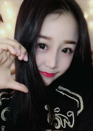 美女迷人妩媚气质gif动图_动态图_表情包下载_soogif