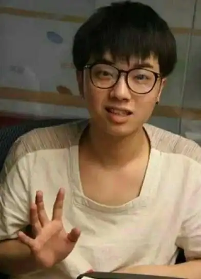 如何评价华晨宇的音乐天赋(音乐鬼才华晨宇)(7)