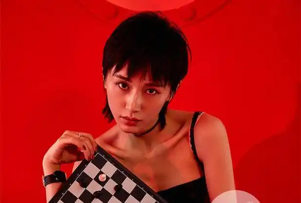 王子文大尺度写真 王子文男人装太性感 1