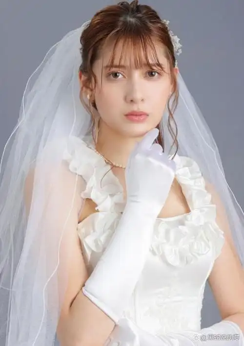 假面骑士圣刃:神代玲花个人婚纱写真集公开 粉丝:我老婆真好看