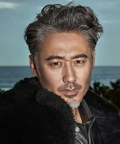 网友:雅痞大叔风姿不再_网易订阅