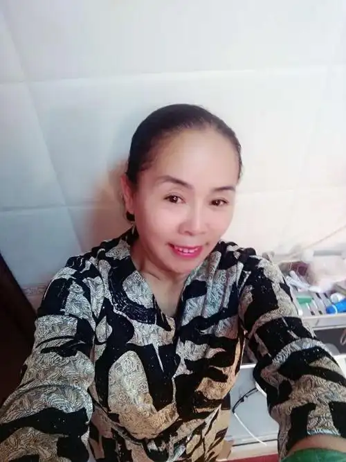 漂亮美女李大姐 - 美篇