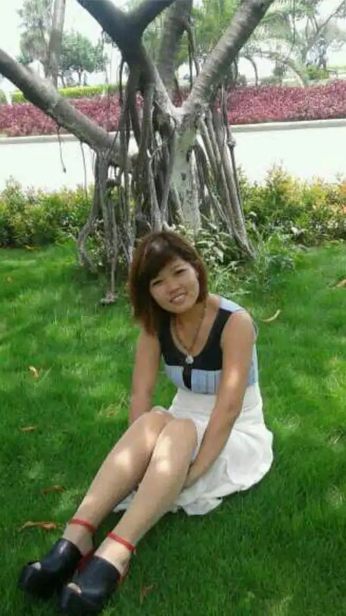 颜世英女 85年出生 小三有谁认识的能帮忙找到其具体信息吗