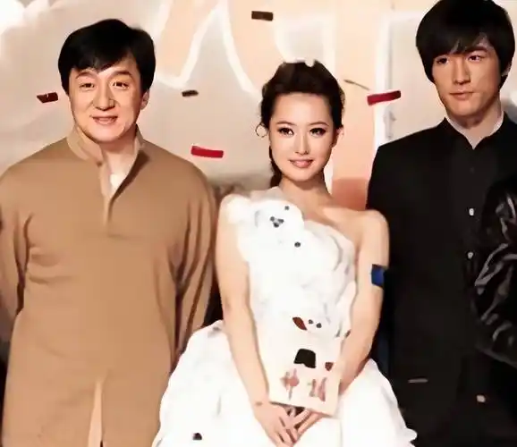 丁一_成龙_女儿