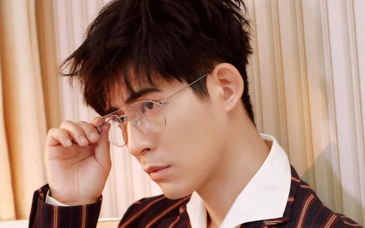 周渝民帅气文艺范写真图片桌面壁纸