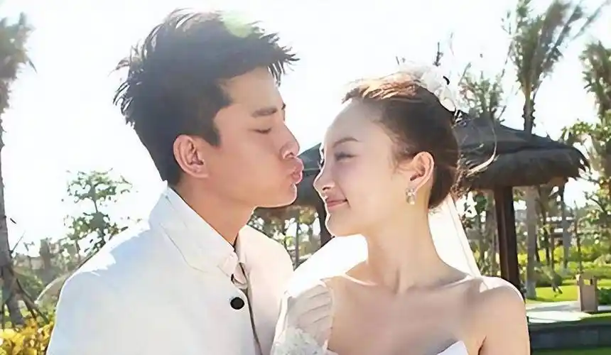 实话,在李小璐谈过的朋友中,贾乃亮无论名气还是颜值,都比李晨,蒲巴甲