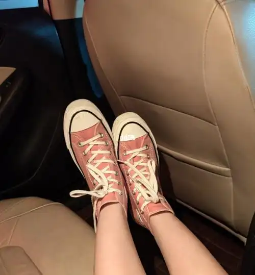 巨少女的匡威78蜜桃粉匡威