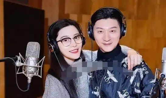 范冰冰72岁父亲参加网红婚礼,行为引发争议