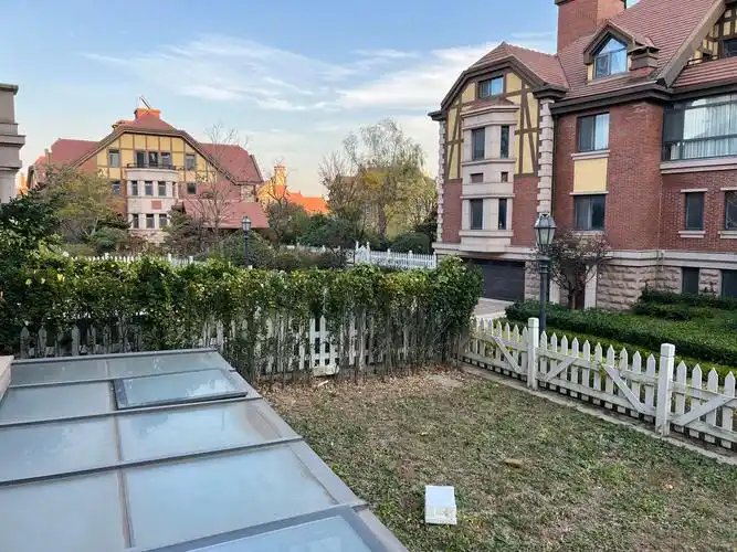 金沙滩景区现房双拼别墅青岛印象金沙滩毛坯现房钥匙看房