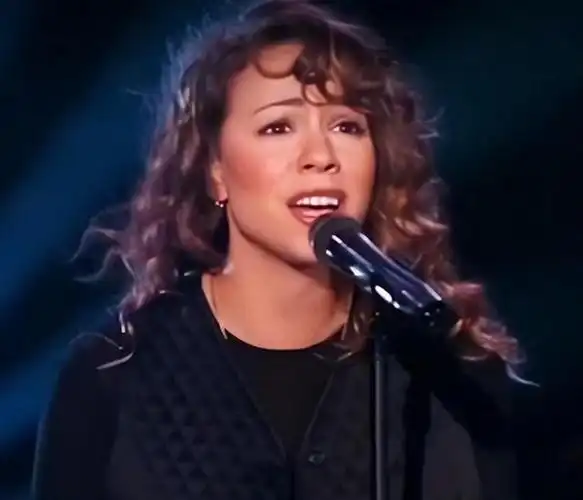 美国当代流行天后,1970年出生的美国著名女歌手,词曲作家,唱片制作人