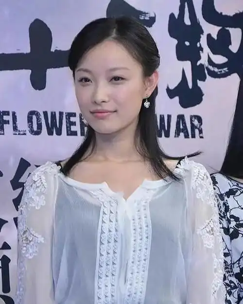 从丑小鸭到白天鹅的蜕变倪妮出道这10年到底经历了什么