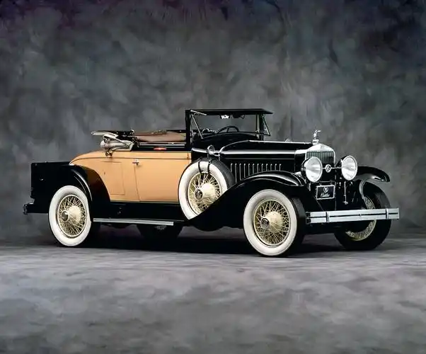 凯迪拉克 艺术与科技成就速度之美_易车