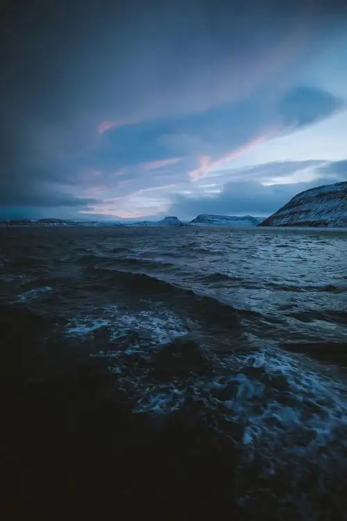 远行,观察孤独而快意的风景摄影人:alex strohl