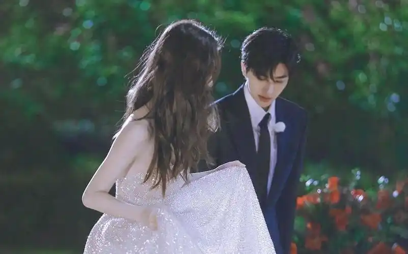 你看了不姨母笑算我输蔡徐坤xangelababy坤颖x奔跑吧蔡徐坤杨颖