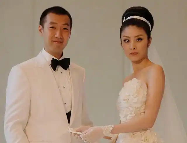 婆婆控诉遭女儿殴打,两边都是至亲|庄思明|陈司翰|陈慧琳_新浪新闻