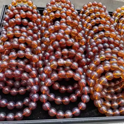 新手入缅甸琥珀应该选哪种呢?