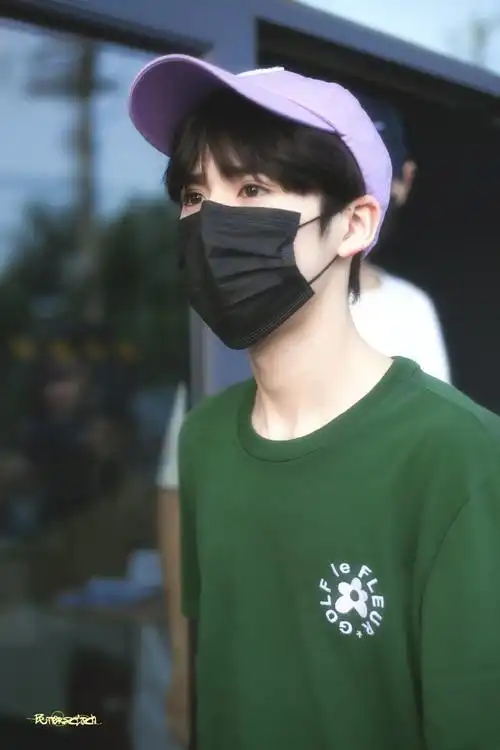 的是宇宙神秘的迷男孩眼里落满斗转星移的瑰丽奇迹@tf家族新生-姚景元