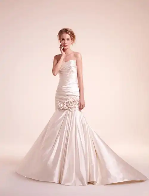 sweetheart ball gown in lace