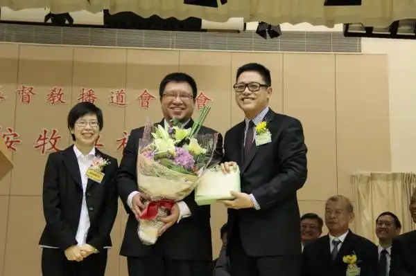 鶽 - woot chuen church