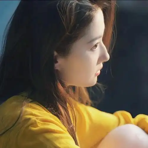 刘亦菲 随手一截就是头像