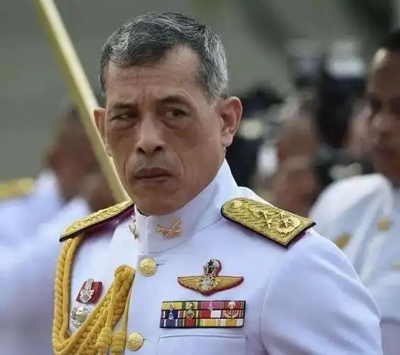 世界上最奢靡的统治者泰国国王玛哈究竟多有钱远超沙特迪拜