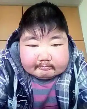 为什么镜子里的自己很帅拍出的照片很丑说出来怕你不信