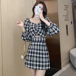 秋季套装上衣裙女2021新款时尚短款洋气长袖高腰半身裙子两件套