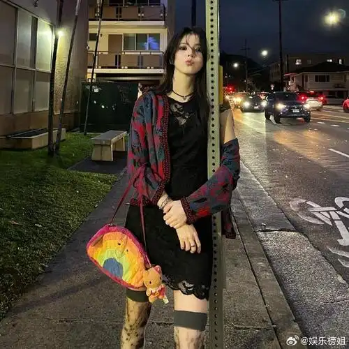 韩素希ins更新夏威夷照片#韩素希ins更新了夏威夷的照片,美女玩的