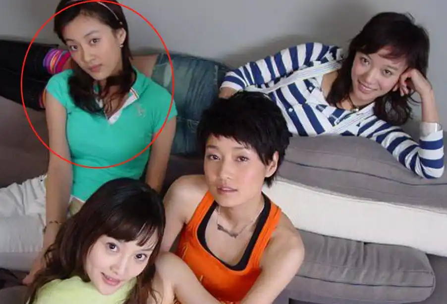 回顾演员徐梵溪出道17年不温不火前男友娶李小冉如今怎样了