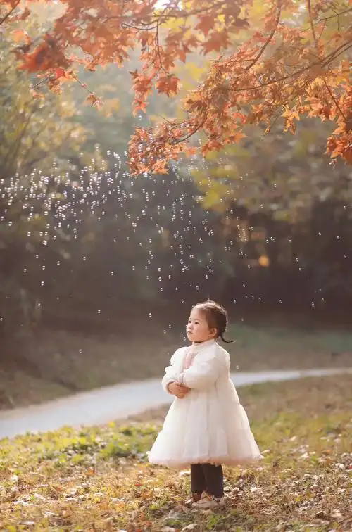 曹县儿童室外写真!超甜超可爱!#超有镜头感的小女孩 #儿童摄 - 抖音