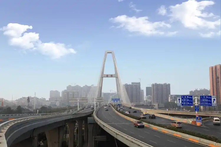 武汉市二环线高架桥工程