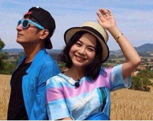 李维嘉和王小牙也是大家非常期待和受欢迎的一对~如果恋情属实,那就